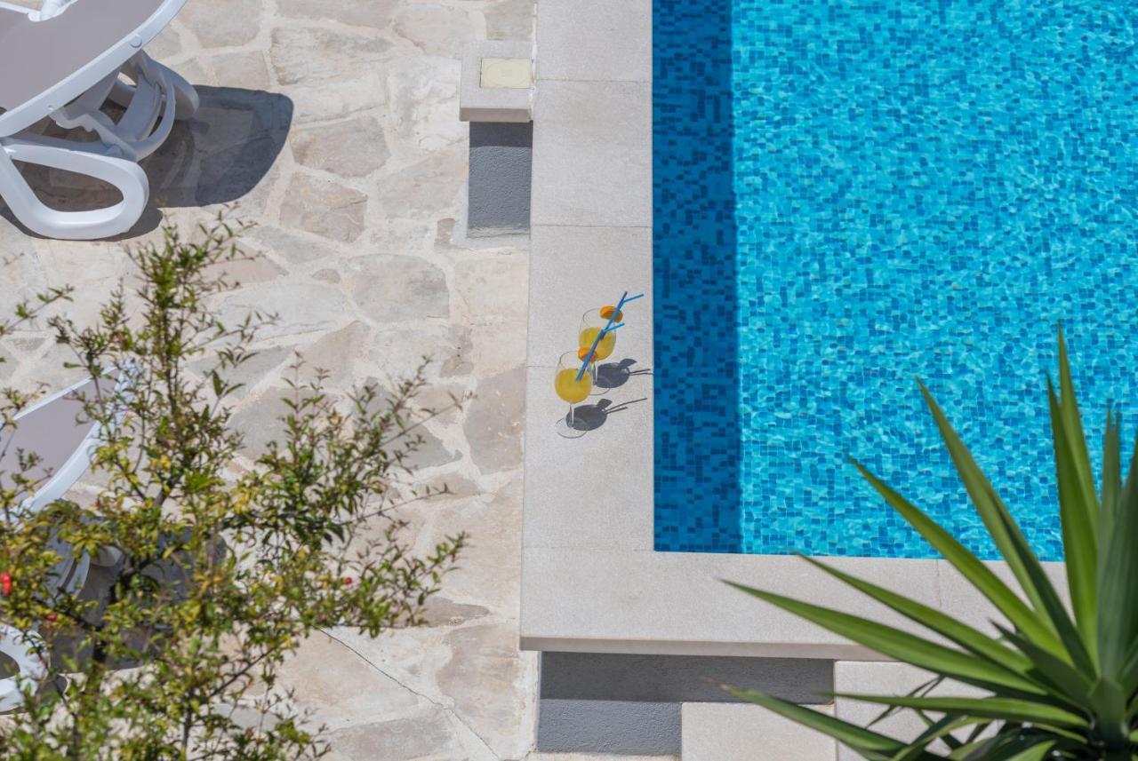 Vila Divna Podgora Exterior photo